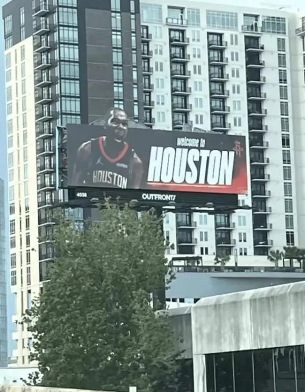 Durant gia nhập Rockets chính 